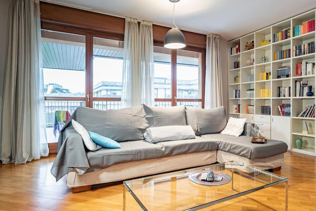 Broletto Park Apartment - Affitti Brevi Italia Lecco Bagian luar foto